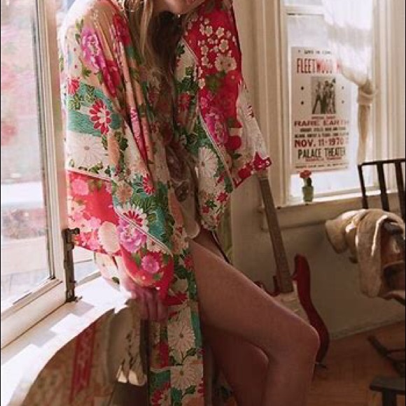 SOLD Spell Delilah Maxi Kimono OS - Picture 2 of 8